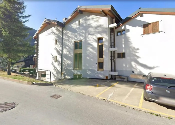 Magnifique Renove A * 洛伊克巴德