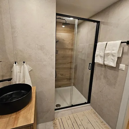Magnifique Renove A Lägenhet Leukerbad